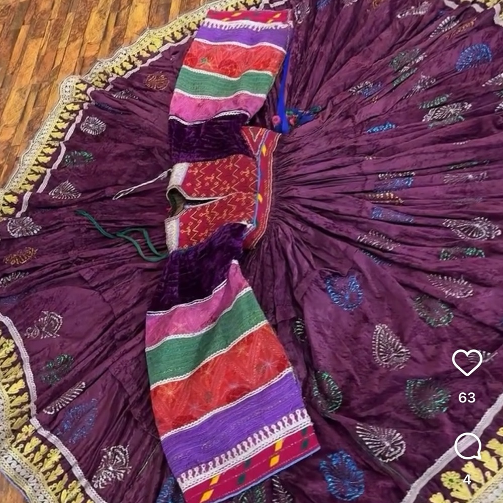 Vintage Afghani dress‎ Purple red and green Bishop Sleeves Boho Kuchi Size XS